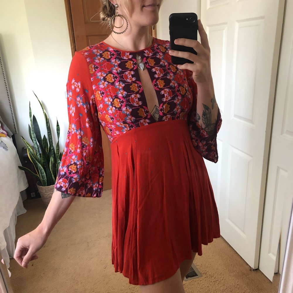 Short Floral Long Sleeve Flowy Dress